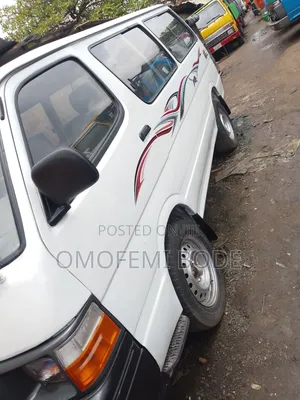 Toyota Haice Bus Normal Hand