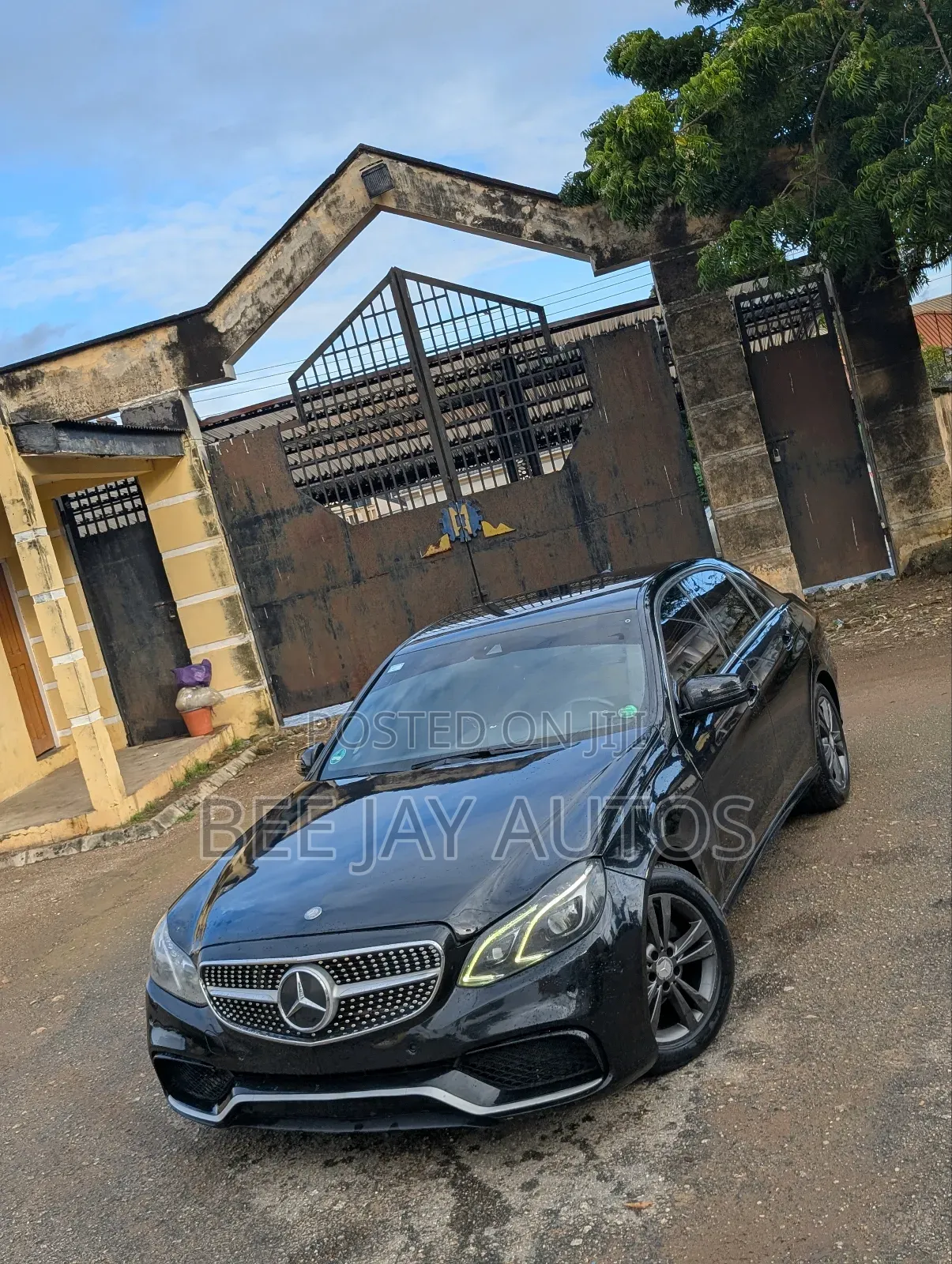 Mercedes-Benz E200 2015 Black