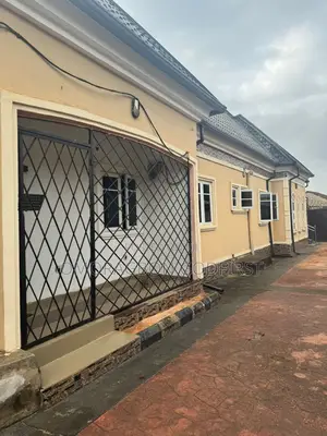 1bdrm Apartment in Home, Uhunmwonde for rent