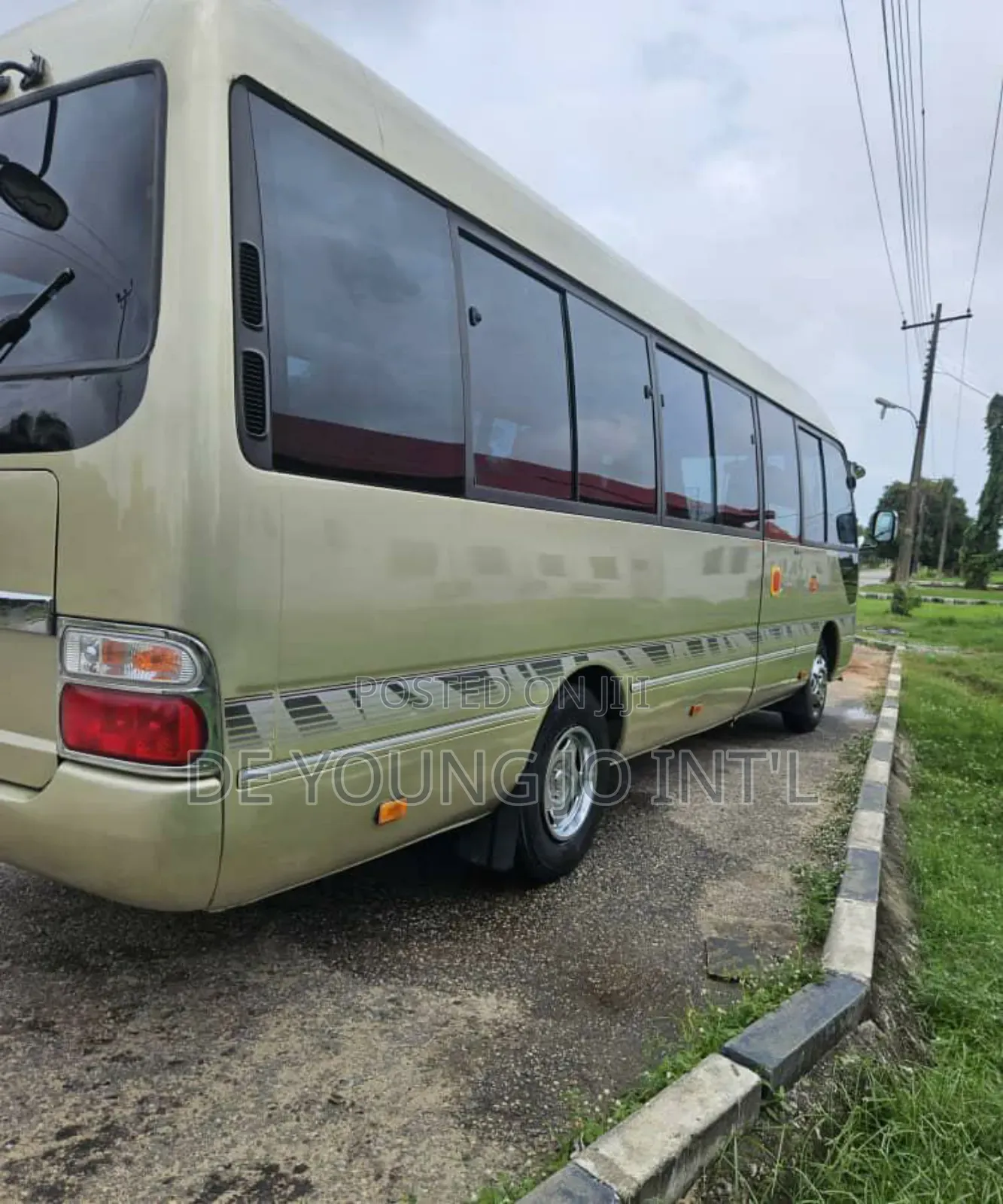 Toyota Coaster 2012 Green