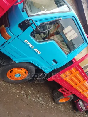 Toyota Dyna 200 Diesel Engine