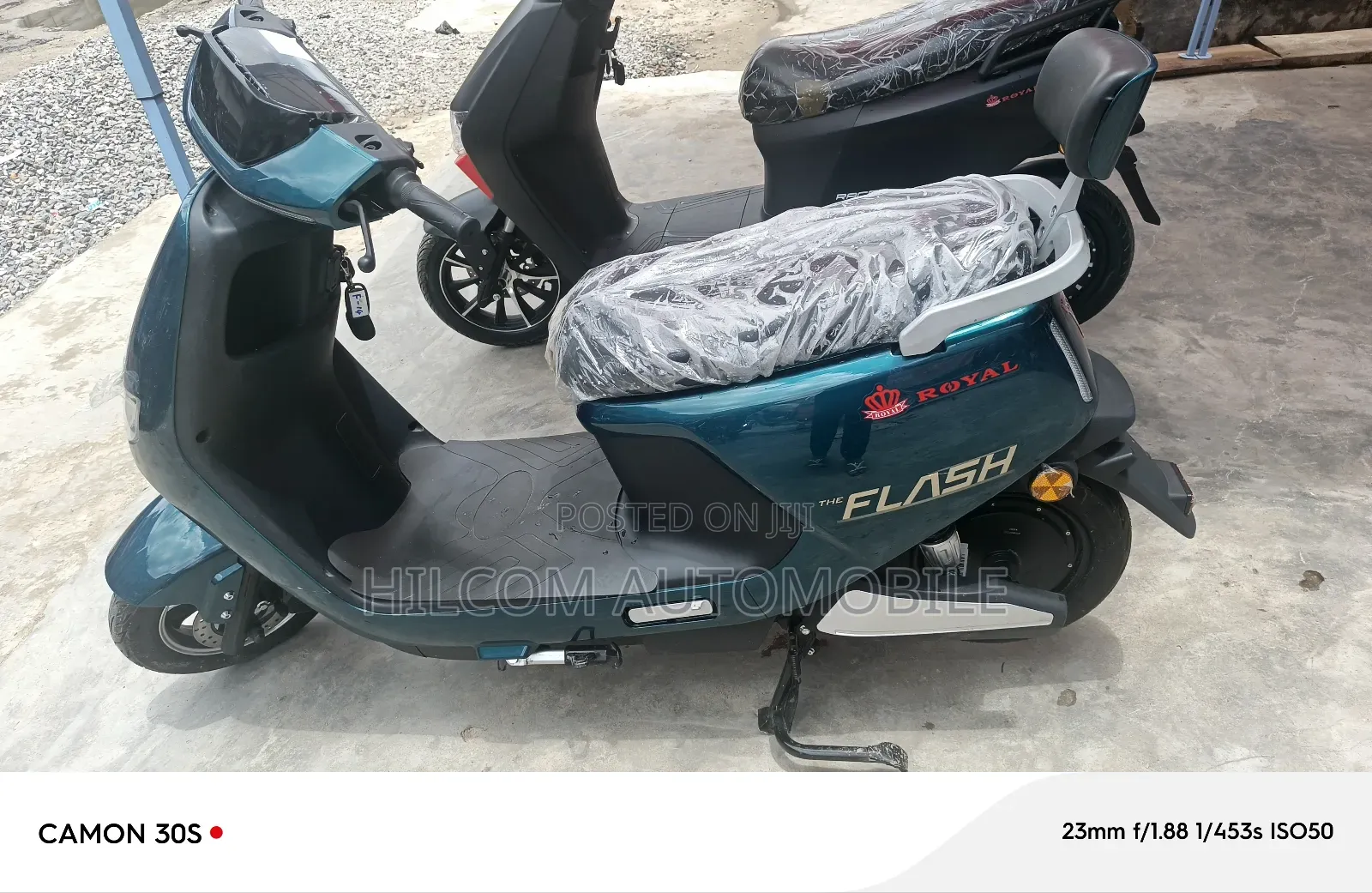 New Royal Motorcycle 2025 Beige