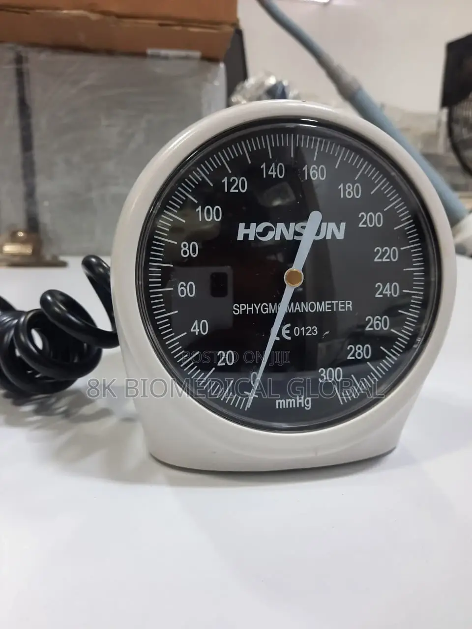 Honsun Hs-60e Aneroid Sphygmomanometer
