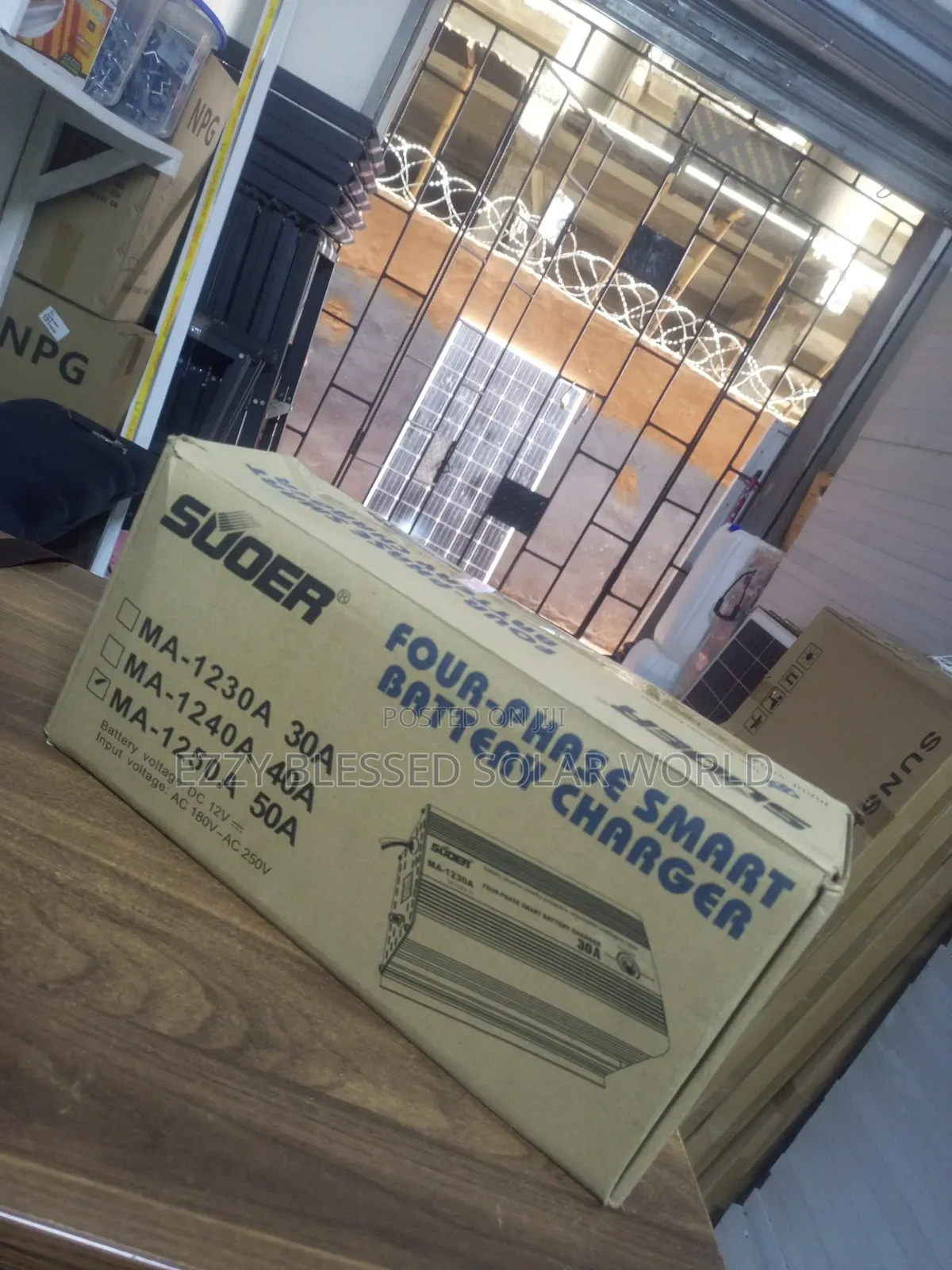 Battery Charger, 12v