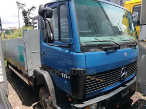 Mercedes 814 20fit Bucket German German