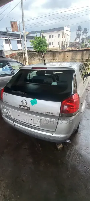 Opel Signum 2012 Silver