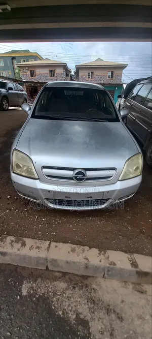 Opel Signum 2012 Silver