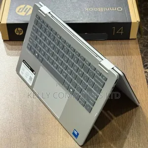 New HP OmniBook X Laptop 14-fe0097nr 16GB Intel Core i7 SSD 512GB