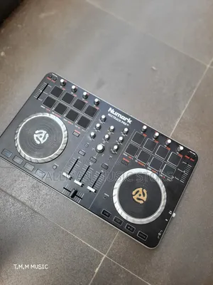 Numark Mixtrack Pro Ii