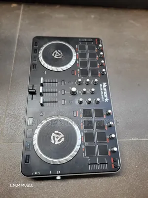 Numark Mixtrack Pro Ii