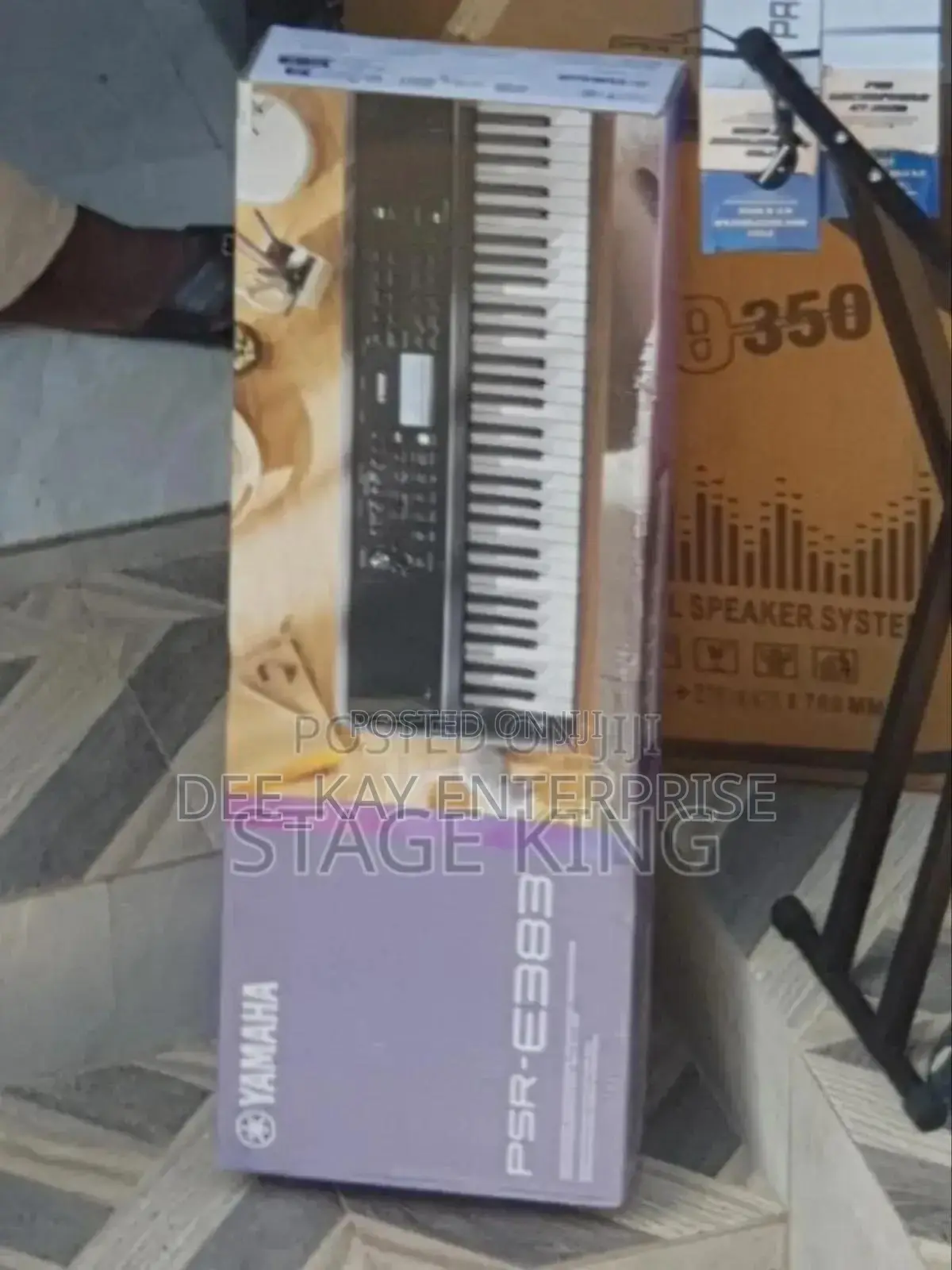 Yamaha PSR-E383 Keyboard