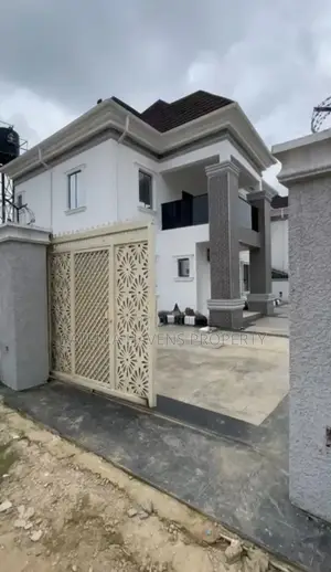 4bdrm Duplex in Lugbe District for sale
