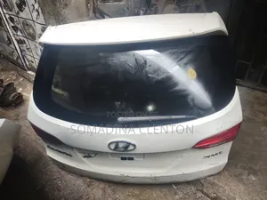 Complete Booth Hyundai Santa Fe 2013
