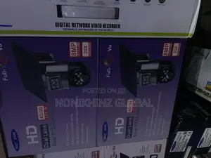 20x Dual Lens Solar PTZ Camera