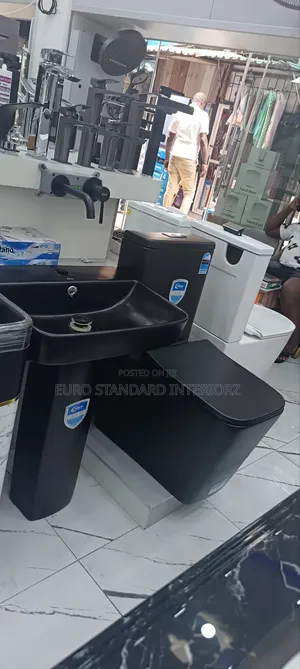 Black Wc Set