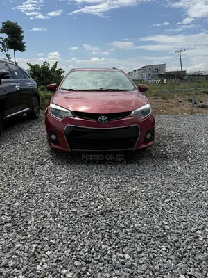 Toyota Corolla LE 4dr Sedan (1.8L 4cyl 4A) 2013 Red