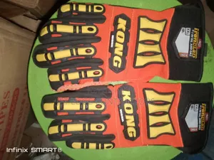 Kong Gloves
