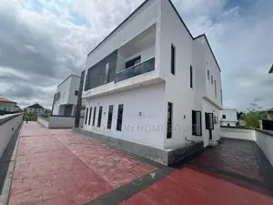 5bdrm Duplex in Sangotedo for sale