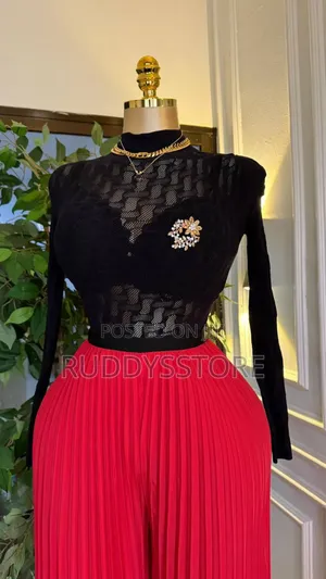 Luxury Mesh Turtleneck Top High-Quality Pleated Palazzo Pants Set