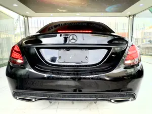 Mercedes-Benz C300 Sport 4Matic Sedan AWD (2.0L 4cyll 7A) 2016 Black