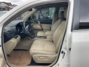 Toyota Highlander 2013 White