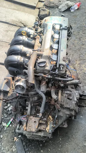 Toyota Matrix Engine and Gearbox 4x4