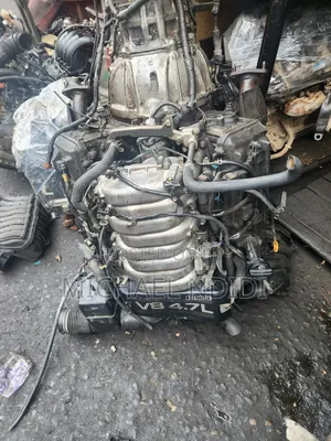 Toyota 2uz Engine
