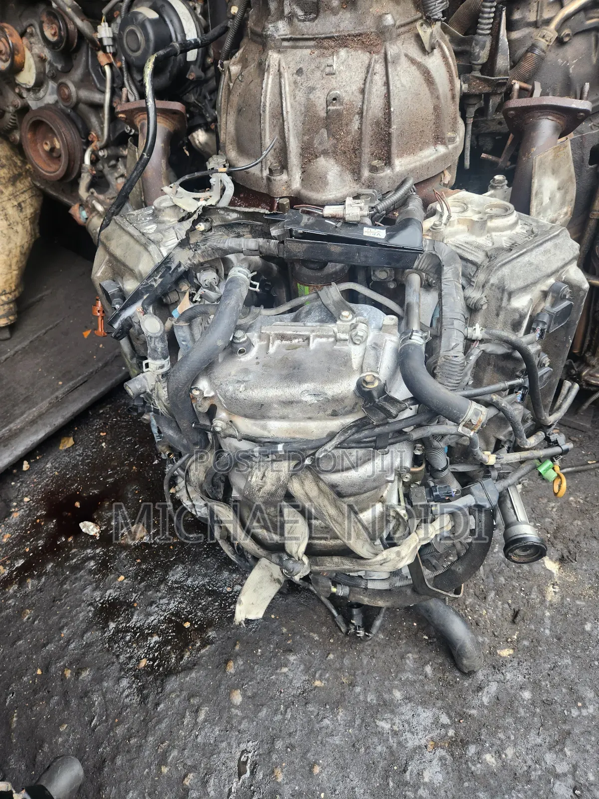 Toyota 2uz Engine
