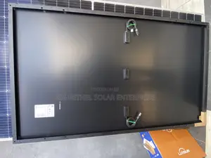 Longi 355w All Black Halfcult Cells Solar Panels