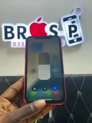 Apple iPhone 11 64 GB Red