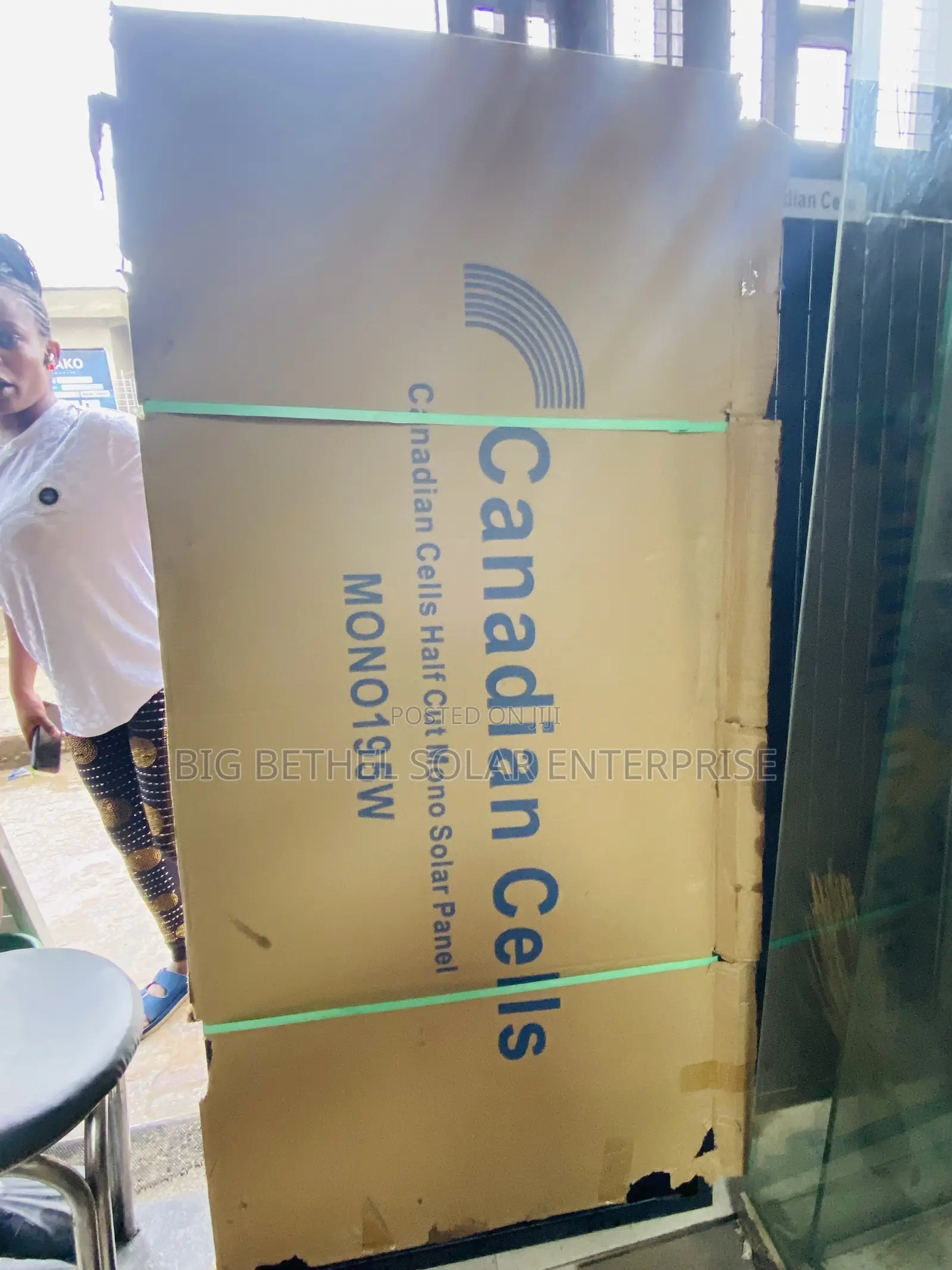 Canadian Cells Solar Panel 195w