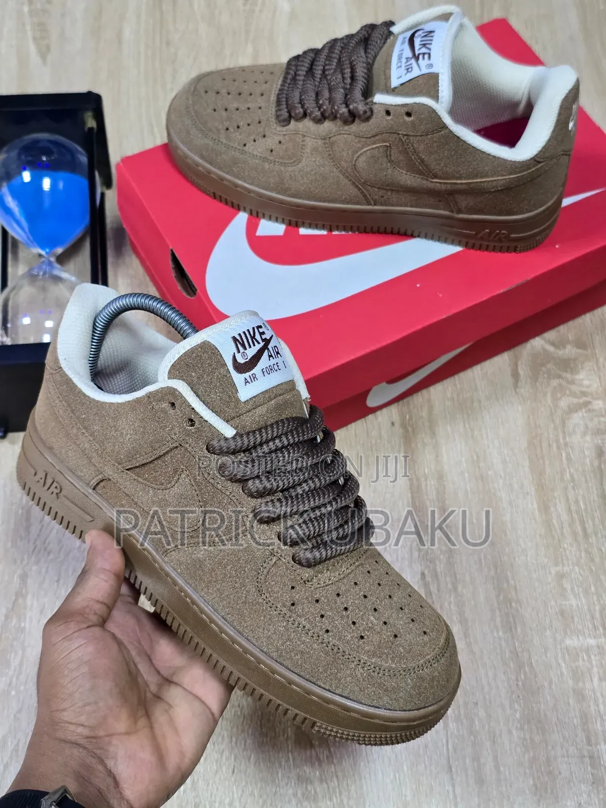Quality Sneaker ( Brown )