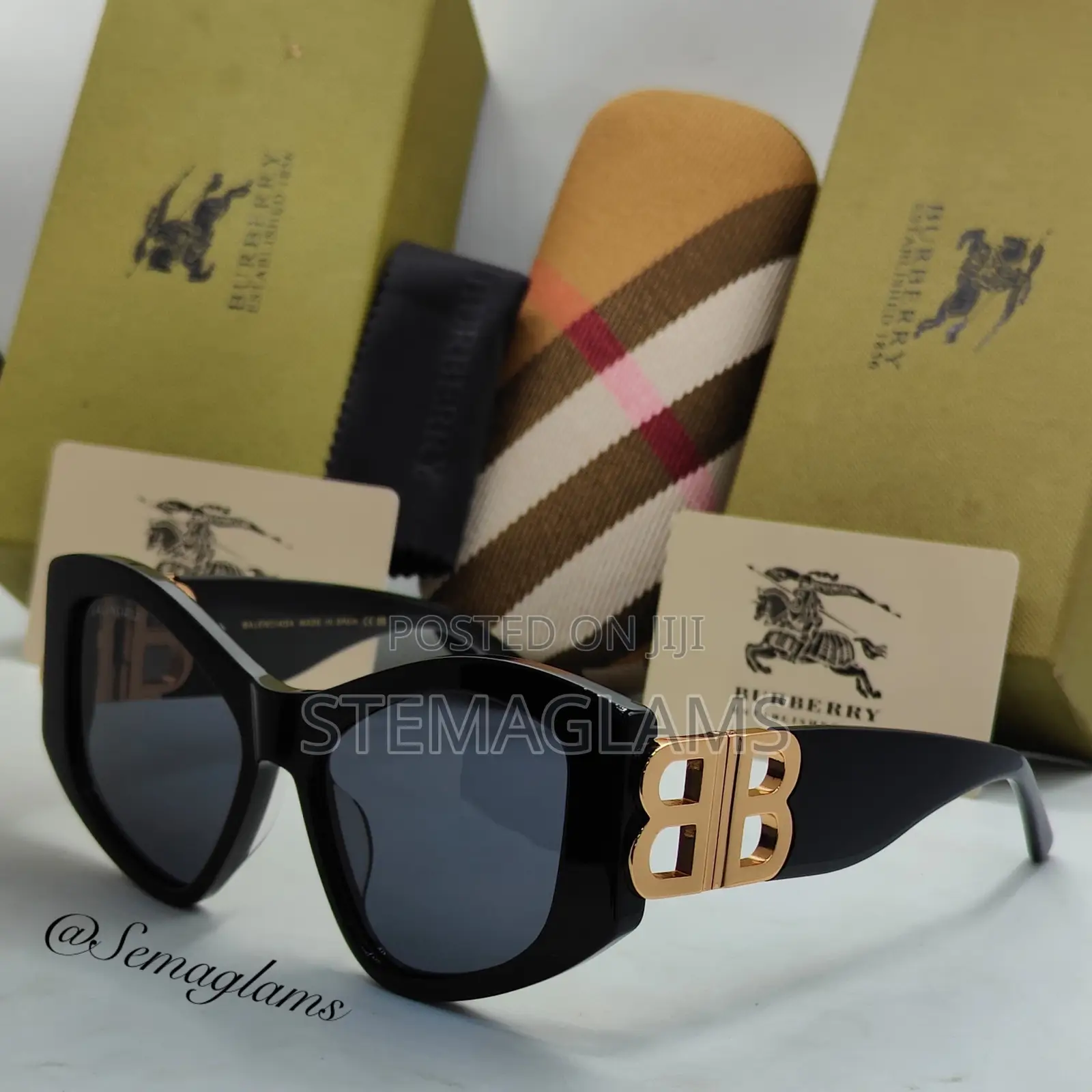 Burberry Stylishly Lens Women’S Glasses