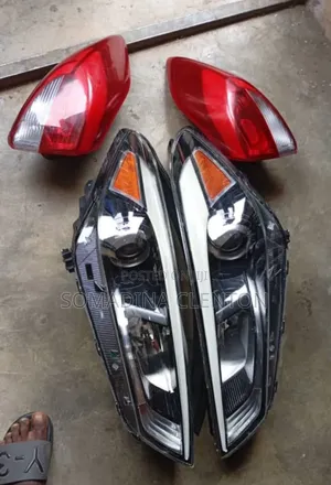 Head Lamp Tucson 2017