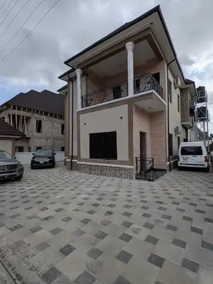 Furnished 6bdrm Duplex in Summit Estate, FHA for sale