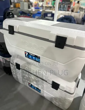 Igloo 165 Quart Maxcold Chest Ice Cooler With Butterfly Access Hatch,