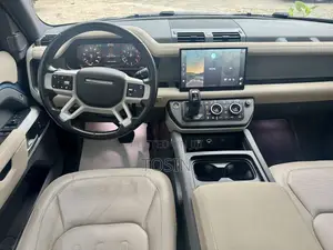 Land Rover Defender 2022 Blue