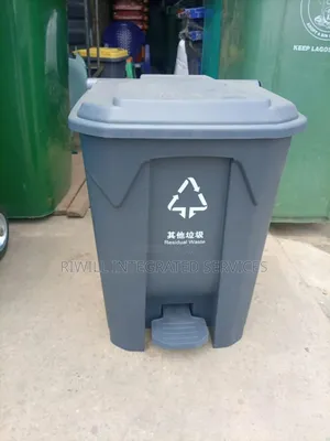 Lid Closure Waste Bin for Office