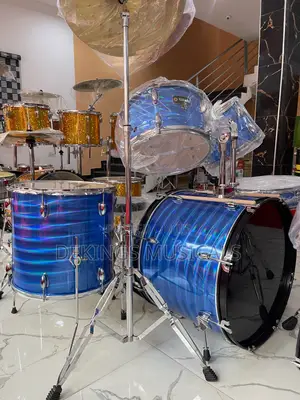 Yamaha Drum Set 5 Piece With Cymbals And Drum Throne