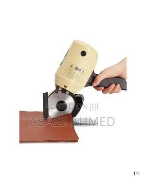 Clothe Cutting Machine