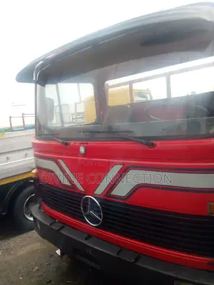 813 Benz Truck