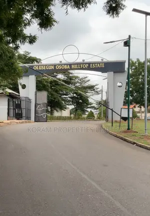 881 Sqm Land At Presidential Hilltop Osoba