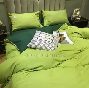 Plain Lemon Green Duvets With Bedsheet and Four Pillowcase