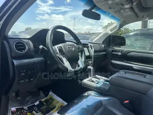 Toyota Tundra 2018 Black