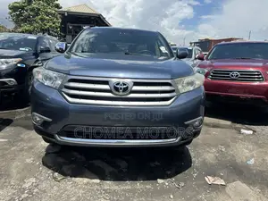 Toyota Highlander 2013