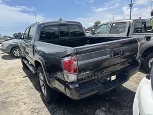 Toyota Tacoma 2019 Gray