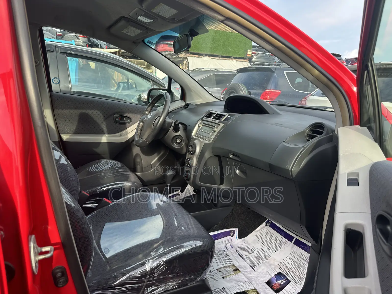 Toyota Yaris 2010 Red