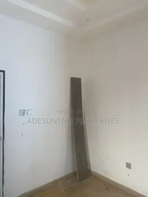 1bdrm Apartment in Oribanwa, Off Lekki-Epe Expressway for rent