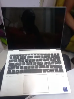 New Laptop HP EliteBook 830 16GB Intel Core Ultra 7 SSD 512GB