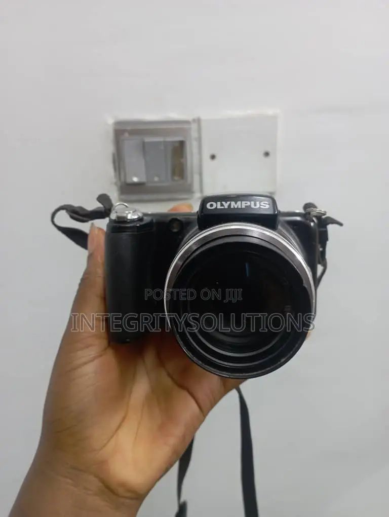 Digital Camera. Olympus Sp-800uz Image Corp